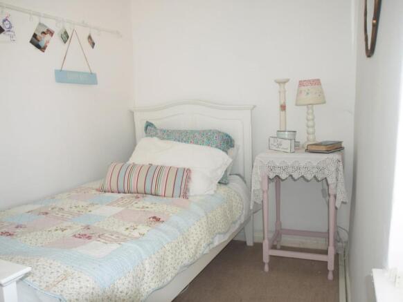 20 Worcester Road - Bedroom Two.jpg