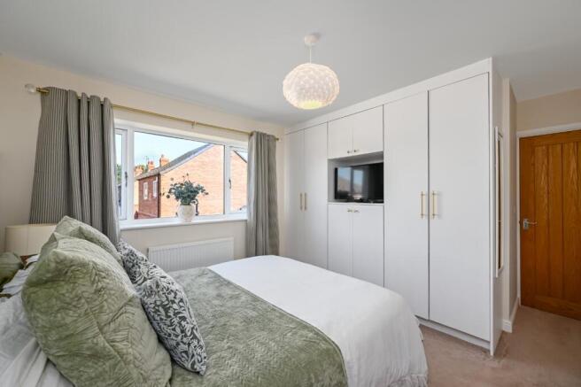 3 bed Detached to rent Image 8