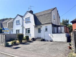 1, Cambridge Avenue, Dursley GL11 4AU