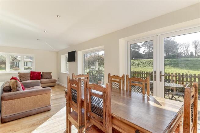 Living Dining Kitchen - E.jpg