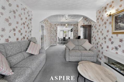 Acacia Avenue, Hornchurch