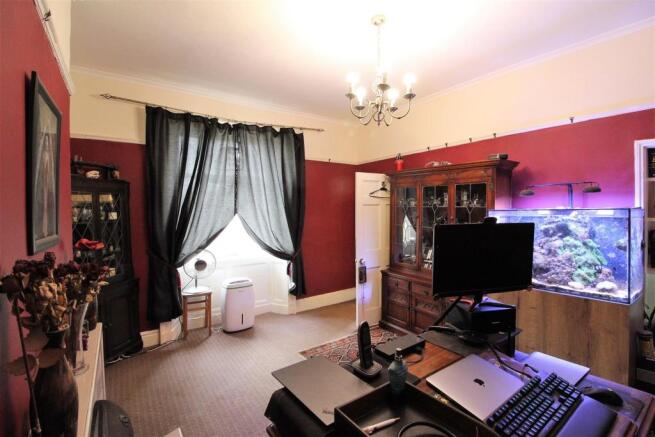 Dining Room.JPG