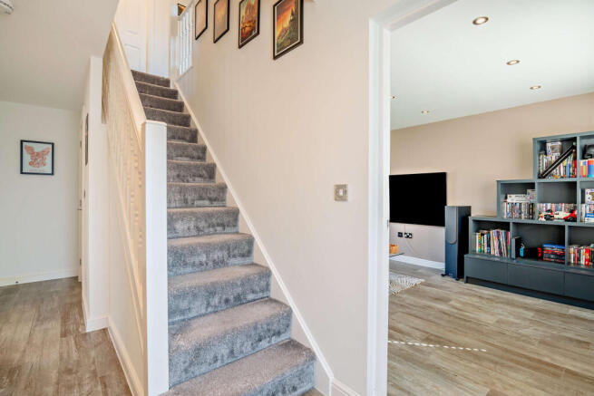4 bed Detached for sale Image 7