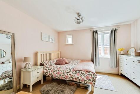 Harvest Grove, Witney