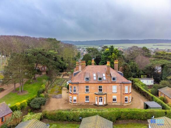 Weybourne Hall