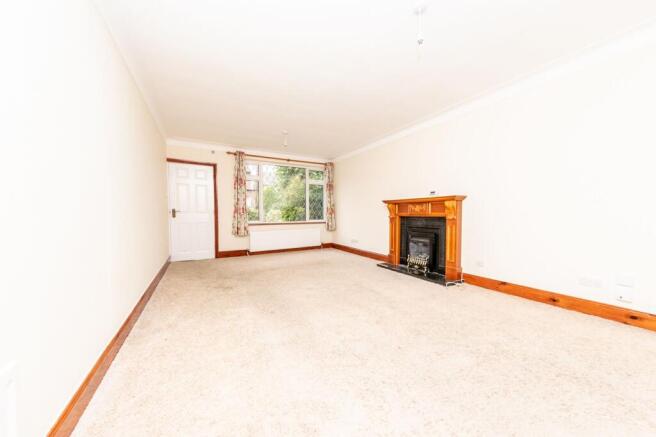 3 bed Semi-Detached to rent Image 5