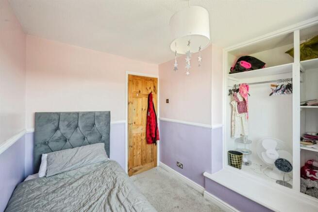 3 bed Semi-Detached for sale Image 11