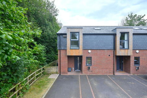Low Mill Mews, Ripon, HG4 1FF