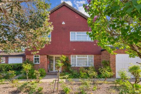 Thames Close, Bourne End