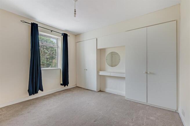 2 bed Terraced for sale Image 7