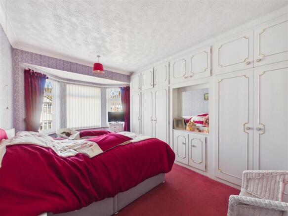 3 bed Terraced for sale Image 8