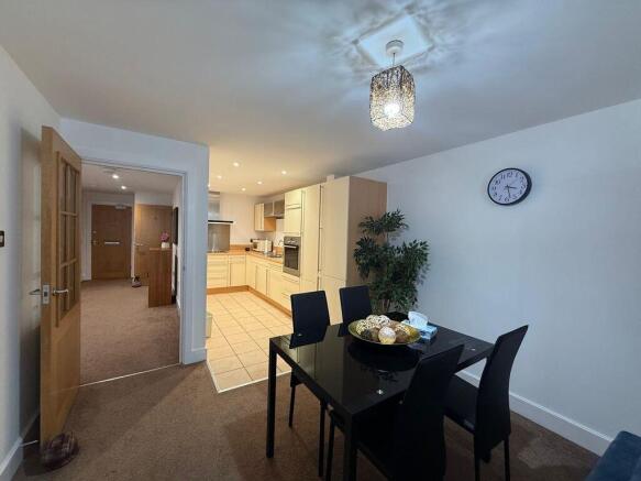 Dining/Kithen Area