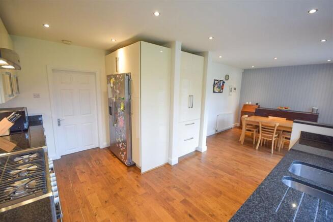 Dining Kitchen