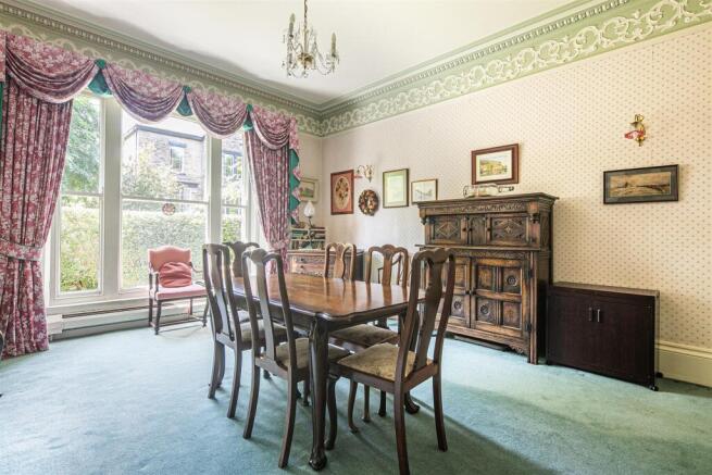 4 bed Semi-Detached for sale Image 9