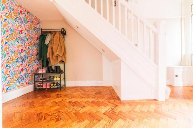 29 earls Court_20