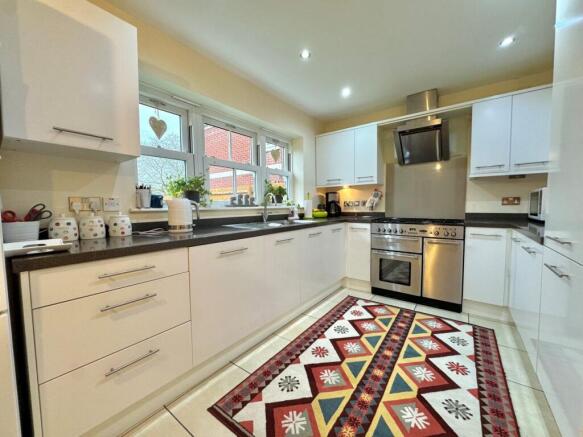 Wallis Close, Melton Mowbray photo 4