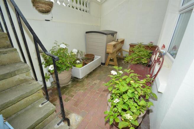 Courtyard Garden Terrace