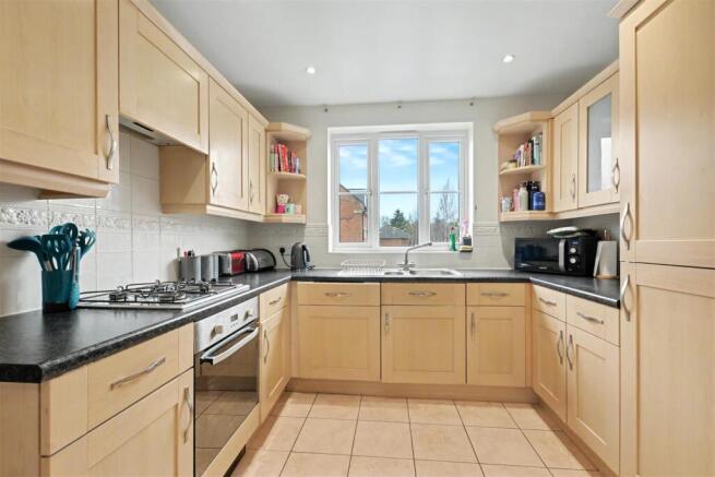 Kitchen_1.jpeg
