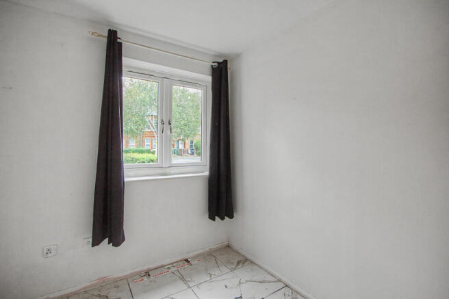 10 Liden Close, Walthamstow, London, E17 8HQ