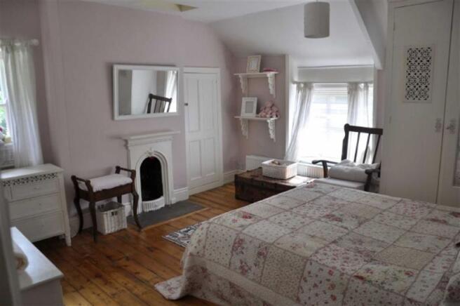 Photo 10