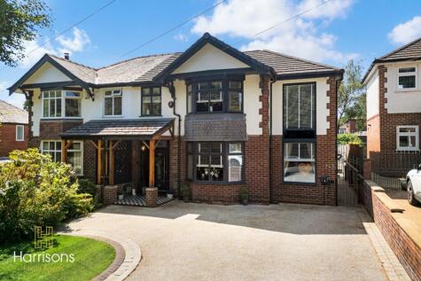 Smithills Dean Road, Bolton, BL1