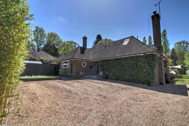 Front Elevation & Driveway