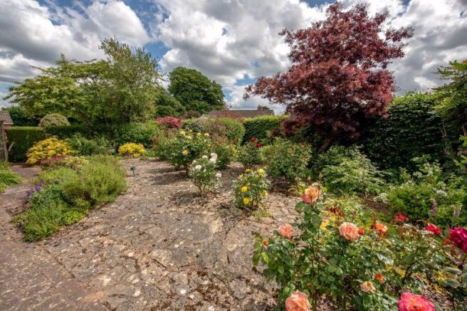 Side garden