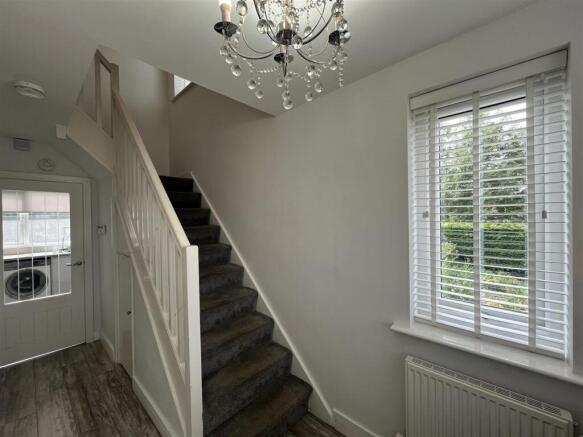 3 bed Semi-Detached for sale Image 9
