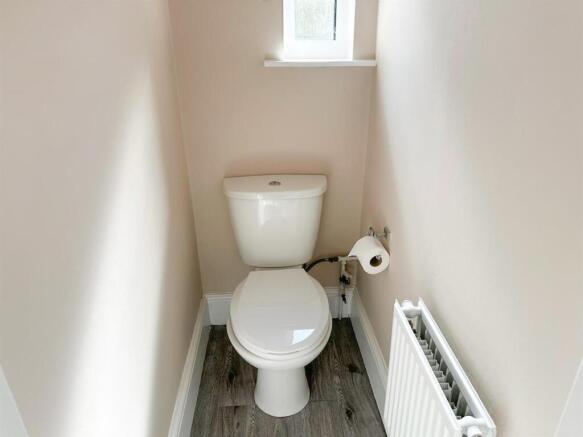 3 bed Semi-Detached for sale Image 7