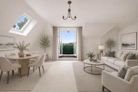 Between Streets, Cobham, KT11