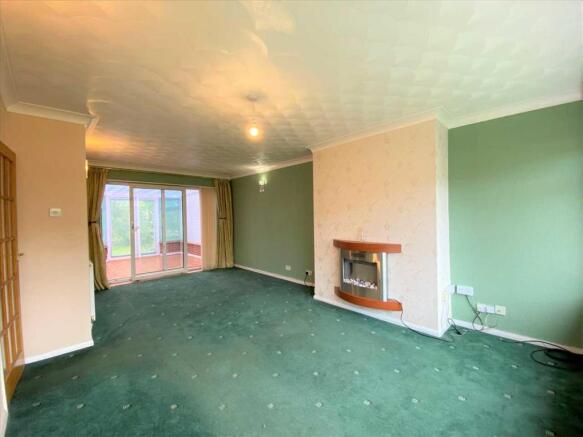 MAIN SITTING ROOM
