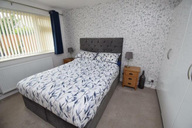 Bedroom 1.JPG