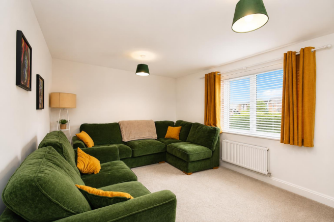 3 bed Semi-Detached for sale Image 5