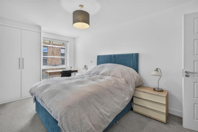 2 bed Apartment for sale Image 6
