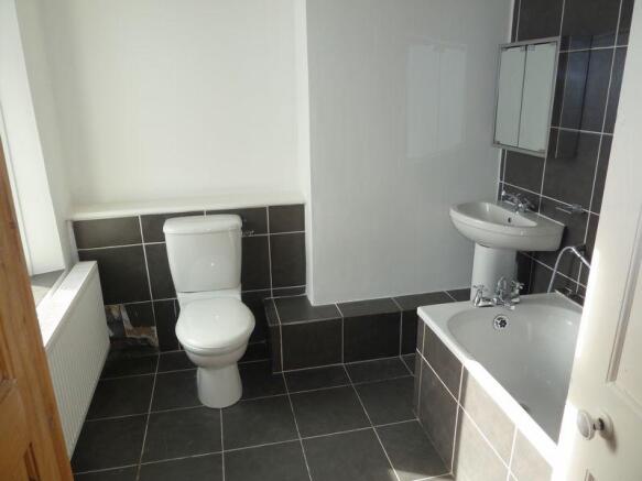 Family Bathroo...