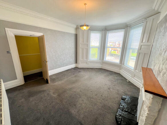 63 Royal Avenue West, Onchan