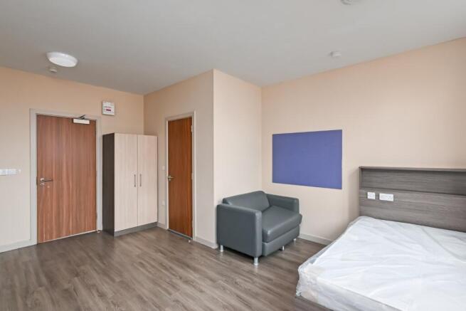 1 bed Flat to rent Image 4