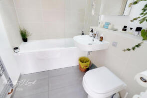 6, Medway Mews, London E3 5BQ