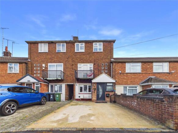 4-bed terraced on Long John, Bennetts End, Hemel Hempstead, Hertfordshire, HP3, £500,000