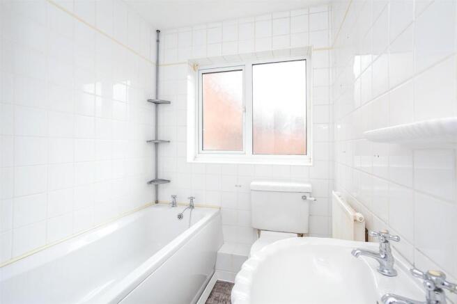 Bathroom Angle 2.jpg