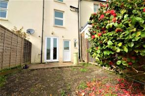 15b, Garlands Road, Redhill RH1 6NX