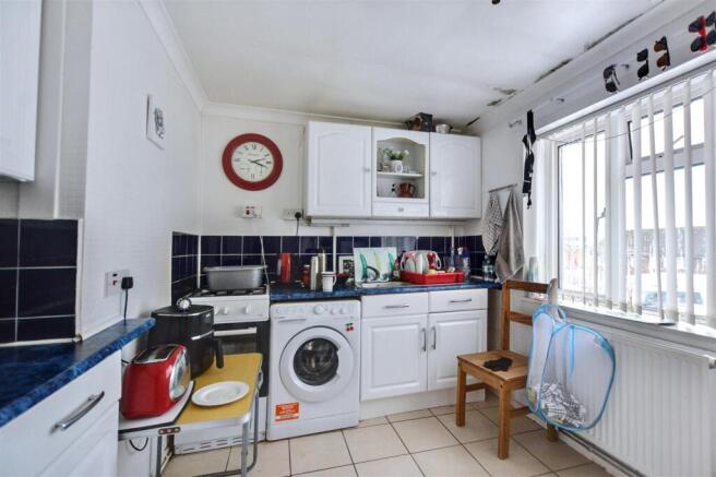 Kitchen_1.jpeg