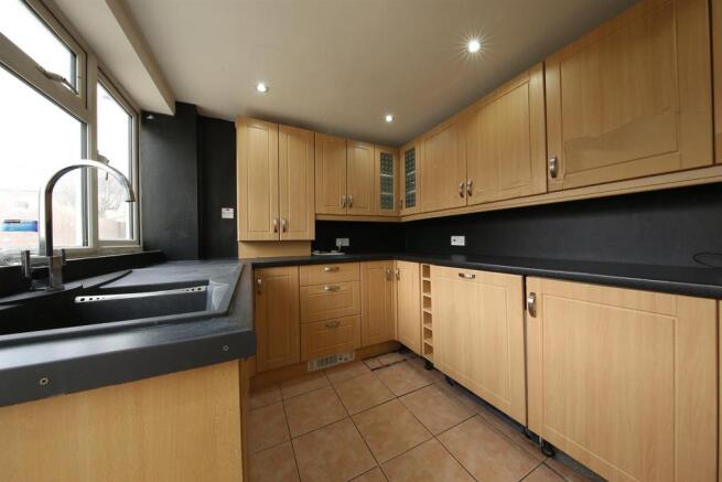 42 Caerphilly Rd 428