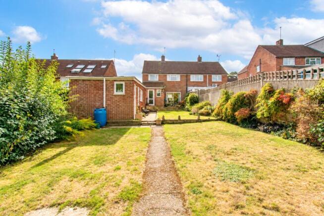 Croft Road, Newbury, Berkshire, RG14 photo 4