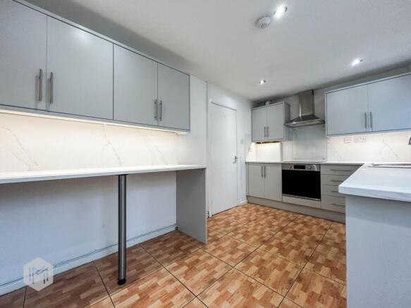 Middlebrook Drive, Lostock, BL6 photo 4