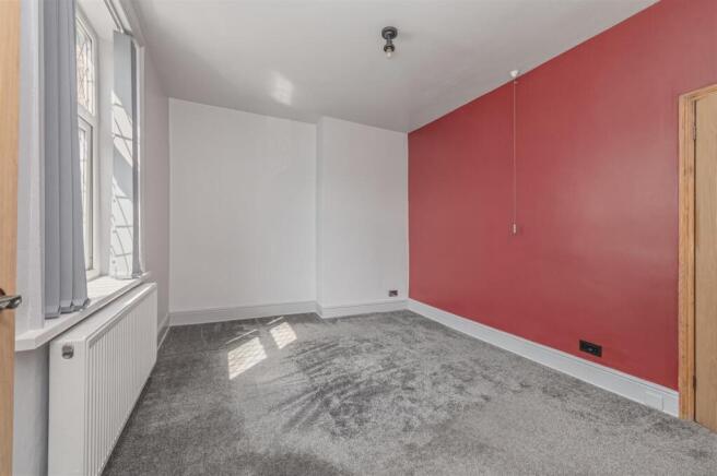 2 bed Terraced for sale Image 12