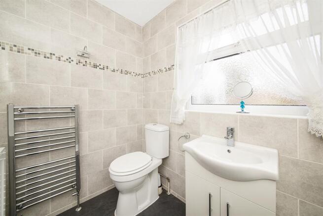 Shower Room Alt View