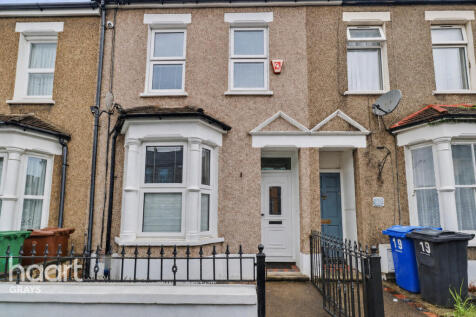 Castle Road, Grays RM17
