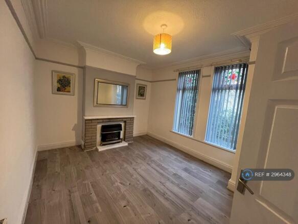 3 bed Terraced to rent Image 4