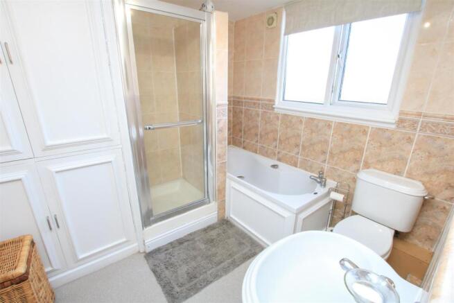 HOUSE BATHROOM